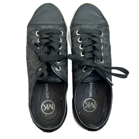 Michael Kors Sneakers Woman’s Size 6.5 Black Logo Lace Up Designer Casual - Picture 5 of 9
